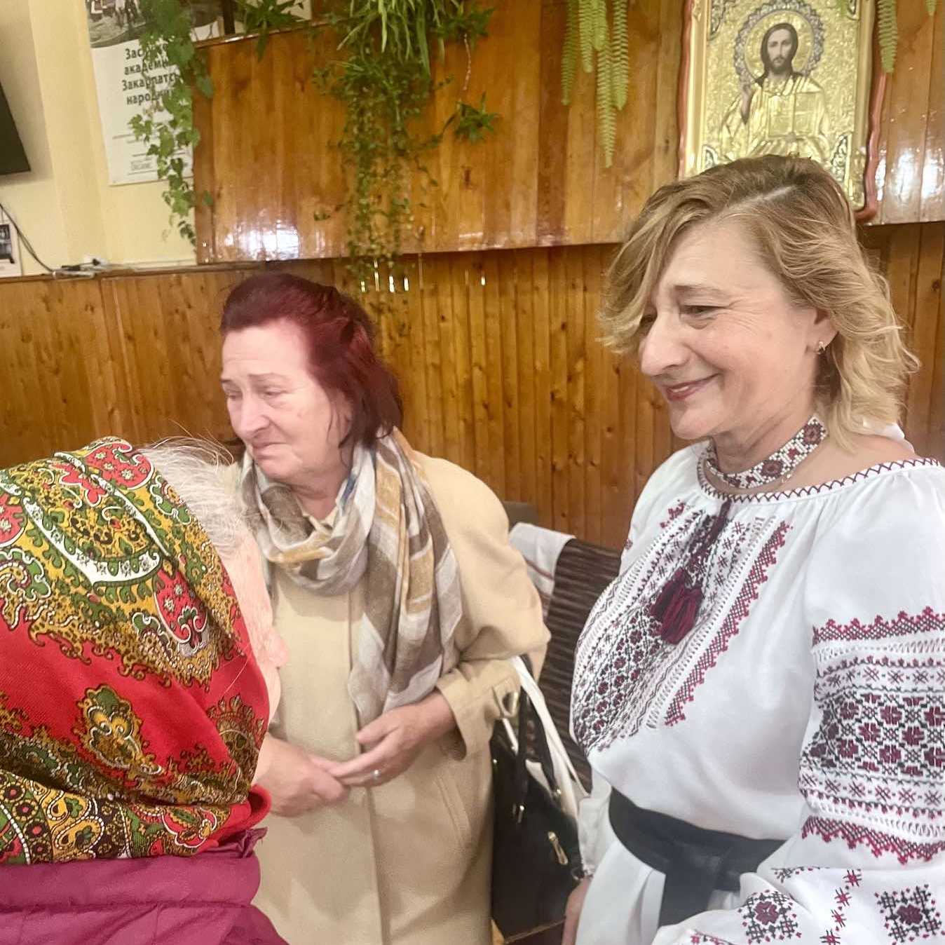 9755Закарпатський народний хор долучився до проведення Національного тижня безбар’єрності