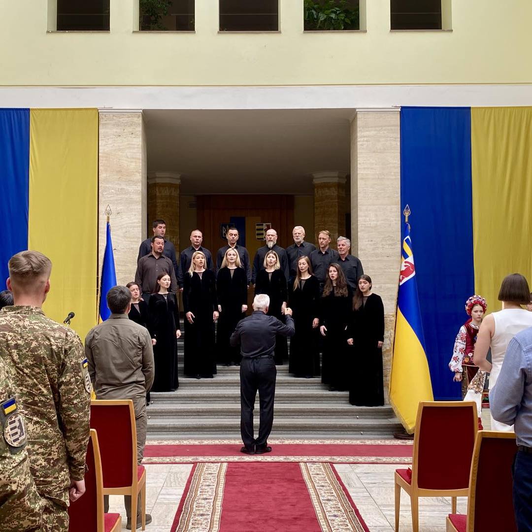 11192До Дня Конституції України відбулося вручення державних нагород і відзнак ОВА й облради