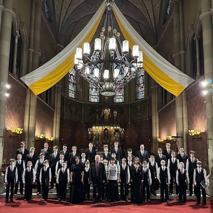 15500Мукачівський хор хлопчиків та юнаків побував із гастролями в Австрії