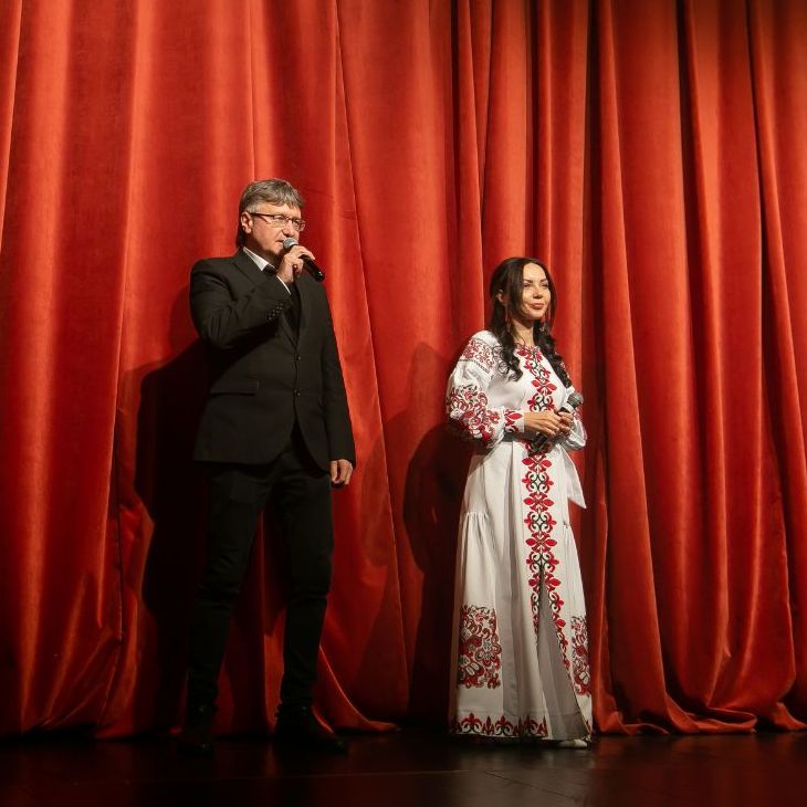 15069У Хусті розпочався ІІ Відкритий фестиваль-конкурс «Відгомін Вічності: українська класика сьогодні»