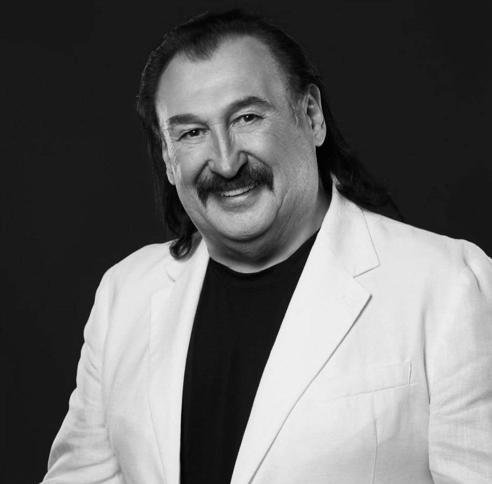 17518На 67-му році життя відійшов у Вічність народний артист України Степан Гіга