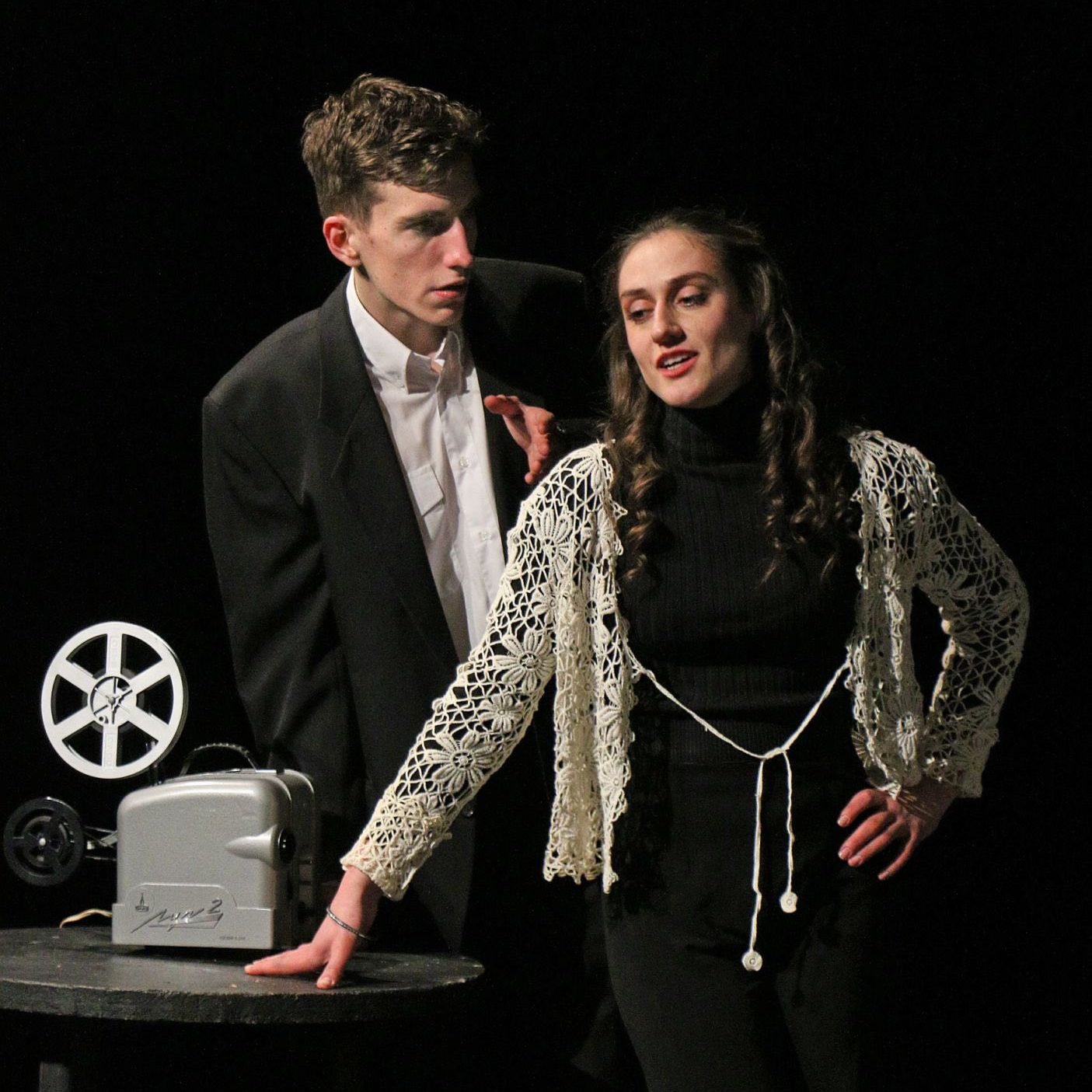 18447У Закарпатському облмуздрамтеатрі відбулася прем’єра «Кіностудії злочину»