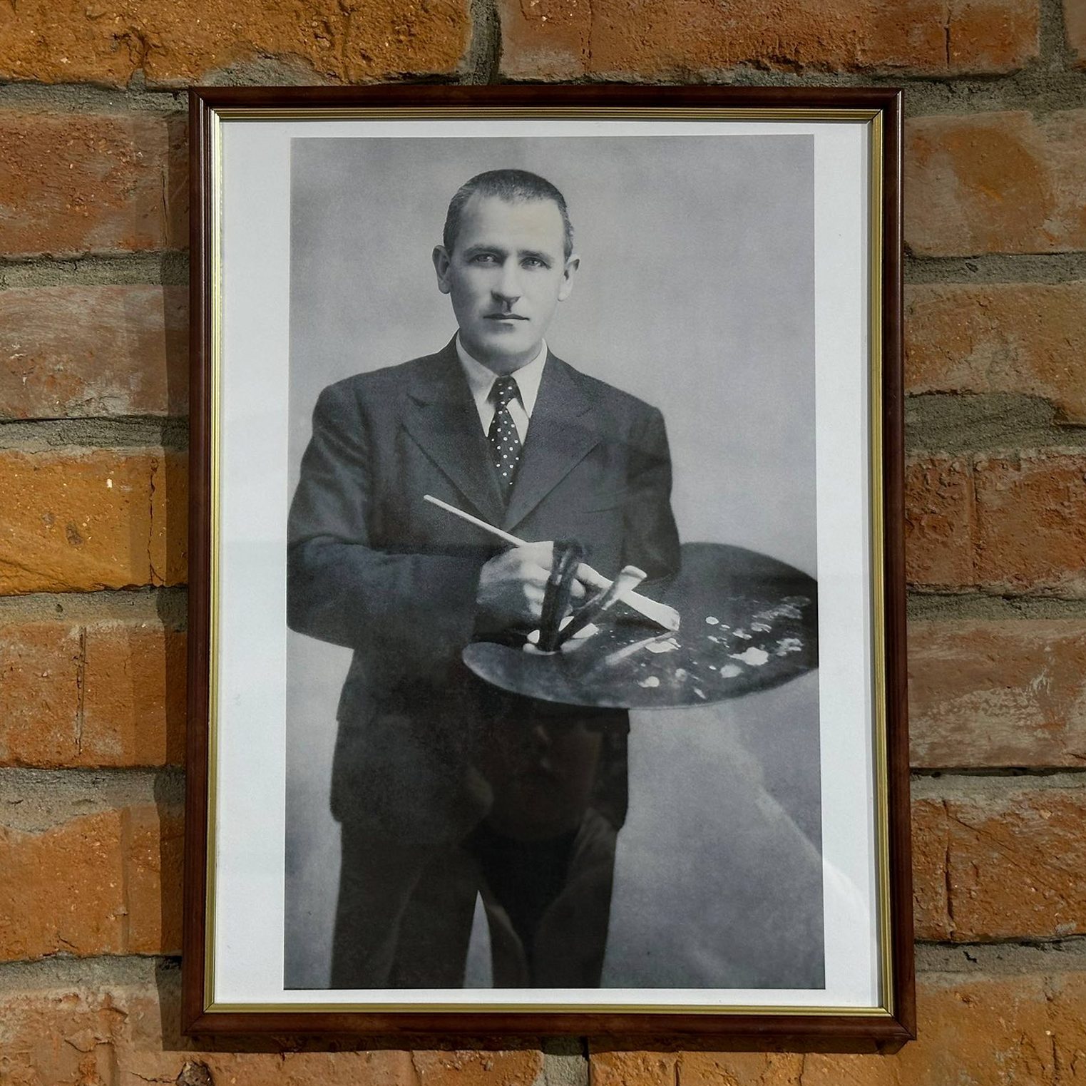 18166В Ужгородському замку відкрили виставку, присвячену художникові Іштвану Кутлану