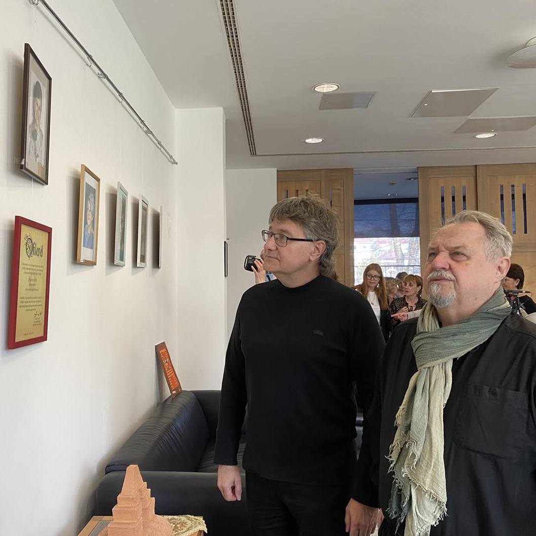 20874В Ужгороді відкрили виставку робіт Едіт Нігріні – до 75-річчя з дня народження художниці