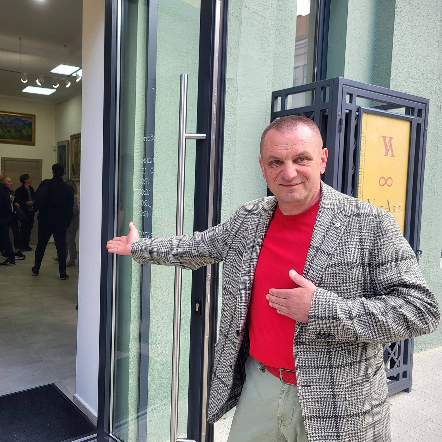 22572В Ужгороді відкрили новий мистецький простір – «VitArs Gallery»