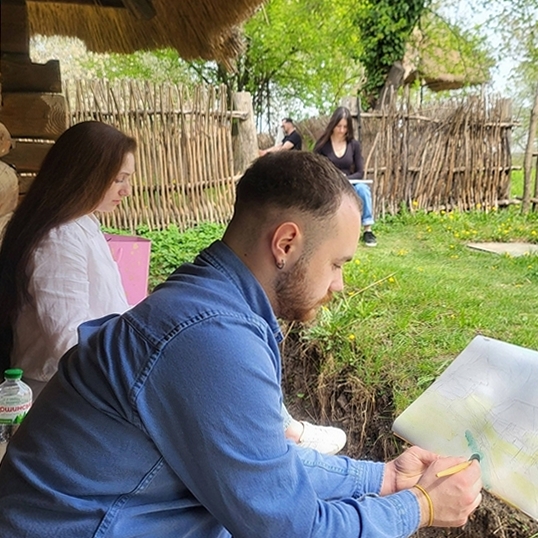 22070Для художників-аматорів і викладачів мистецьких шкіл краю провели воркшоп в Ужгороді