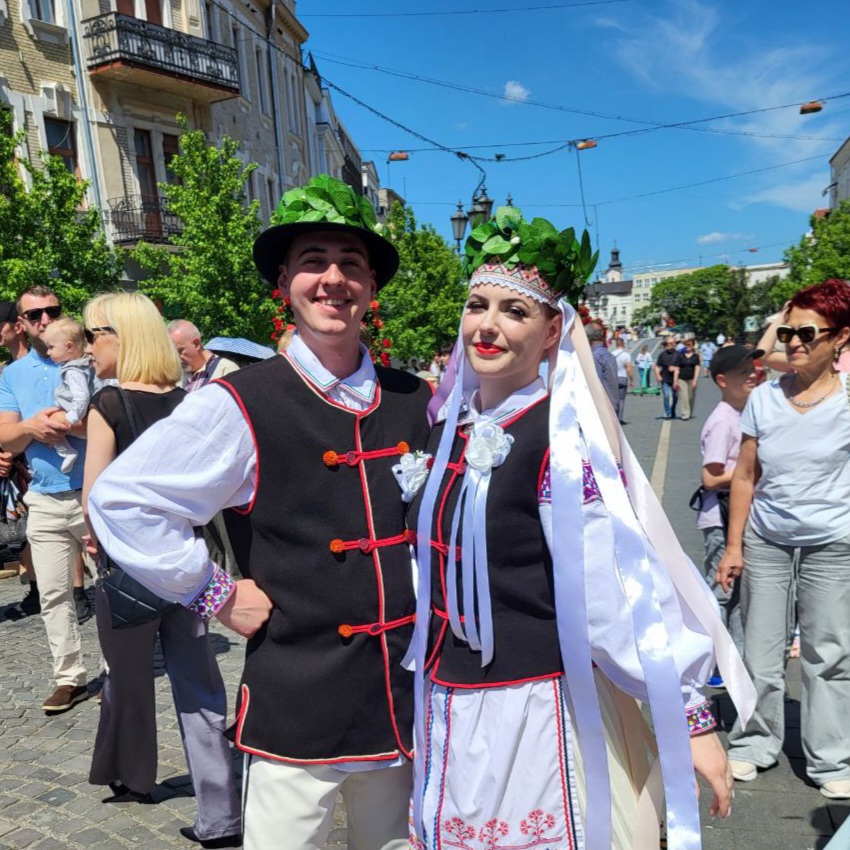 23867Визначено переможців Відкритиго фольклорного фестивалю-конкурсу культурного розмаїття «Шовкова косиця»