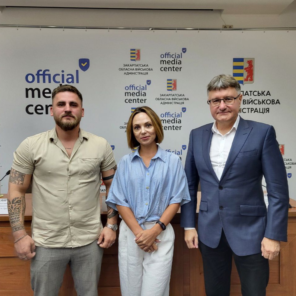 27704Закарпатський облмуздрамтеатр запрошує на відкриття нового театрального сезону