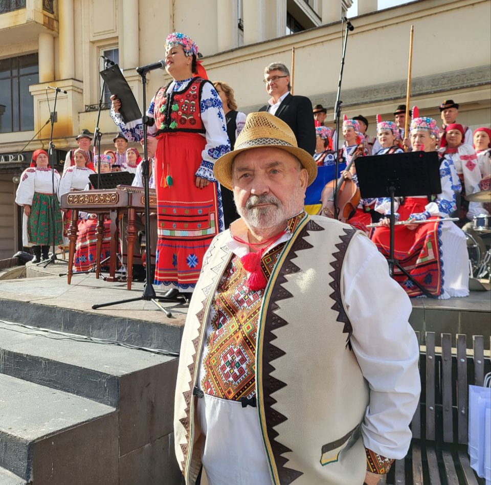 29605До 100-річчя від дня народження Михайла Машкіна його легендарний твір звучав у середмісті Ужгорода тисячею голосів