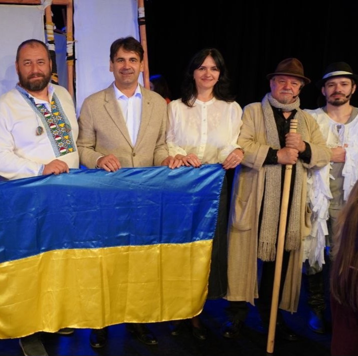 33601Закарпатський академічний обласний театр ляльок представив українську культуру в Угорщині